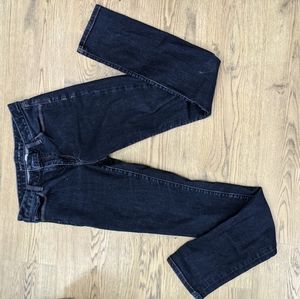 Form fitting jeans